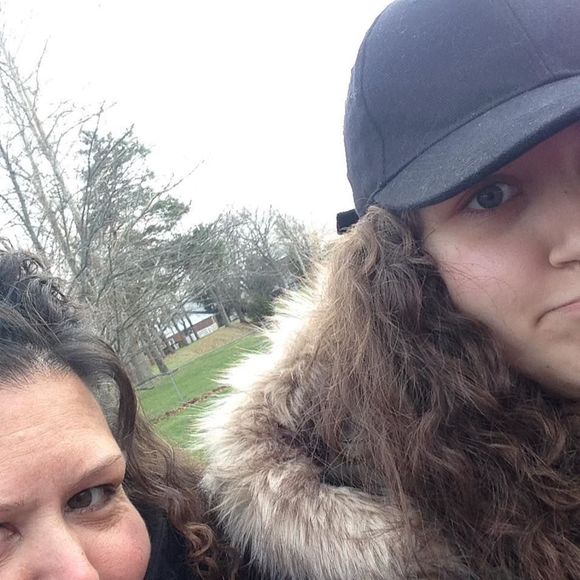 Meet your Posher, Samantha - Picture 1 of 3